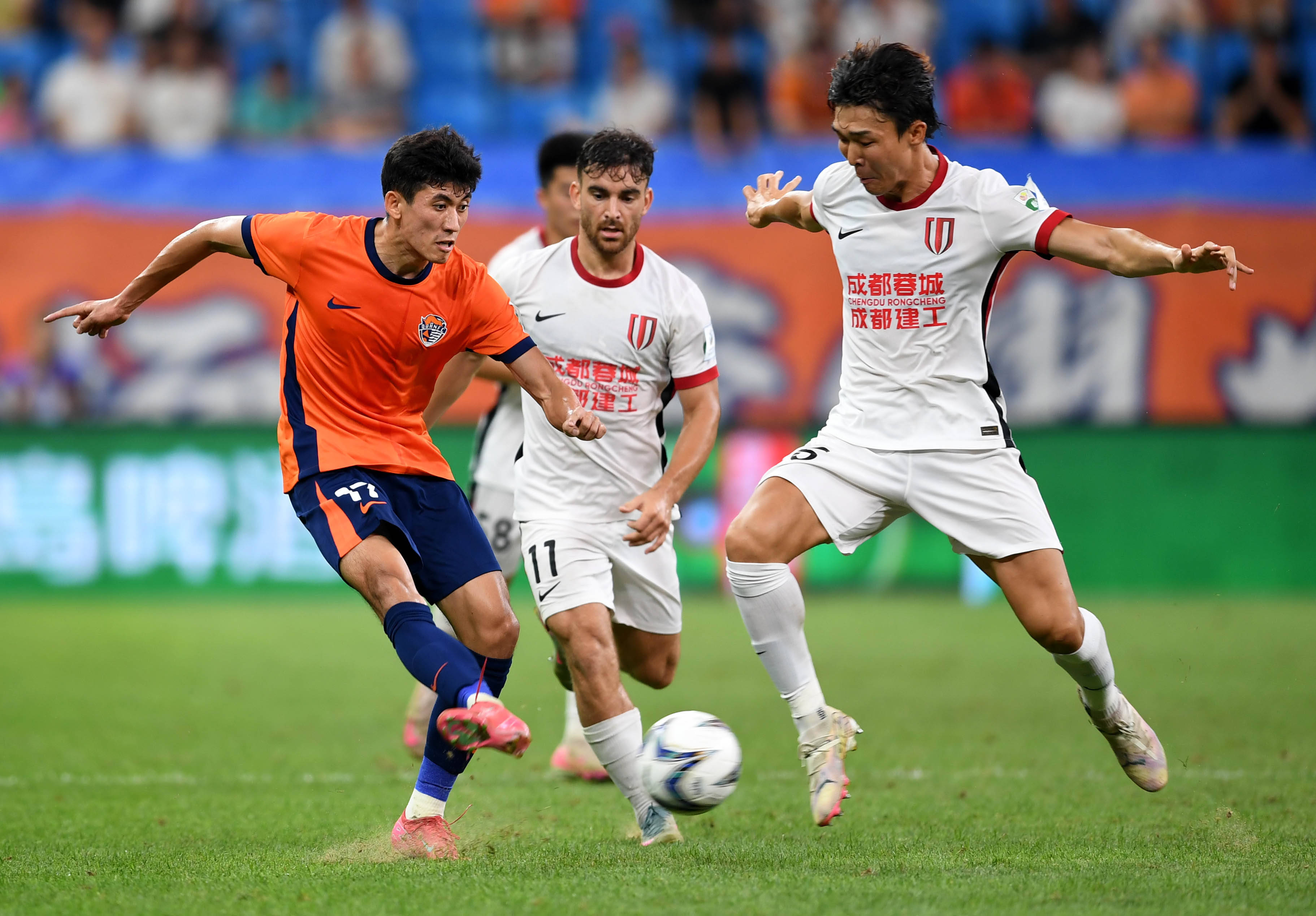 开云中国-赛后成都蓉城调整名单以备德甲北京国安回应争议备战欧超杯之后，C罗与40激战尤文图斯分钟