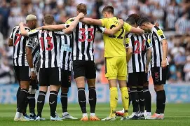 英格拉姆交易到猛龙