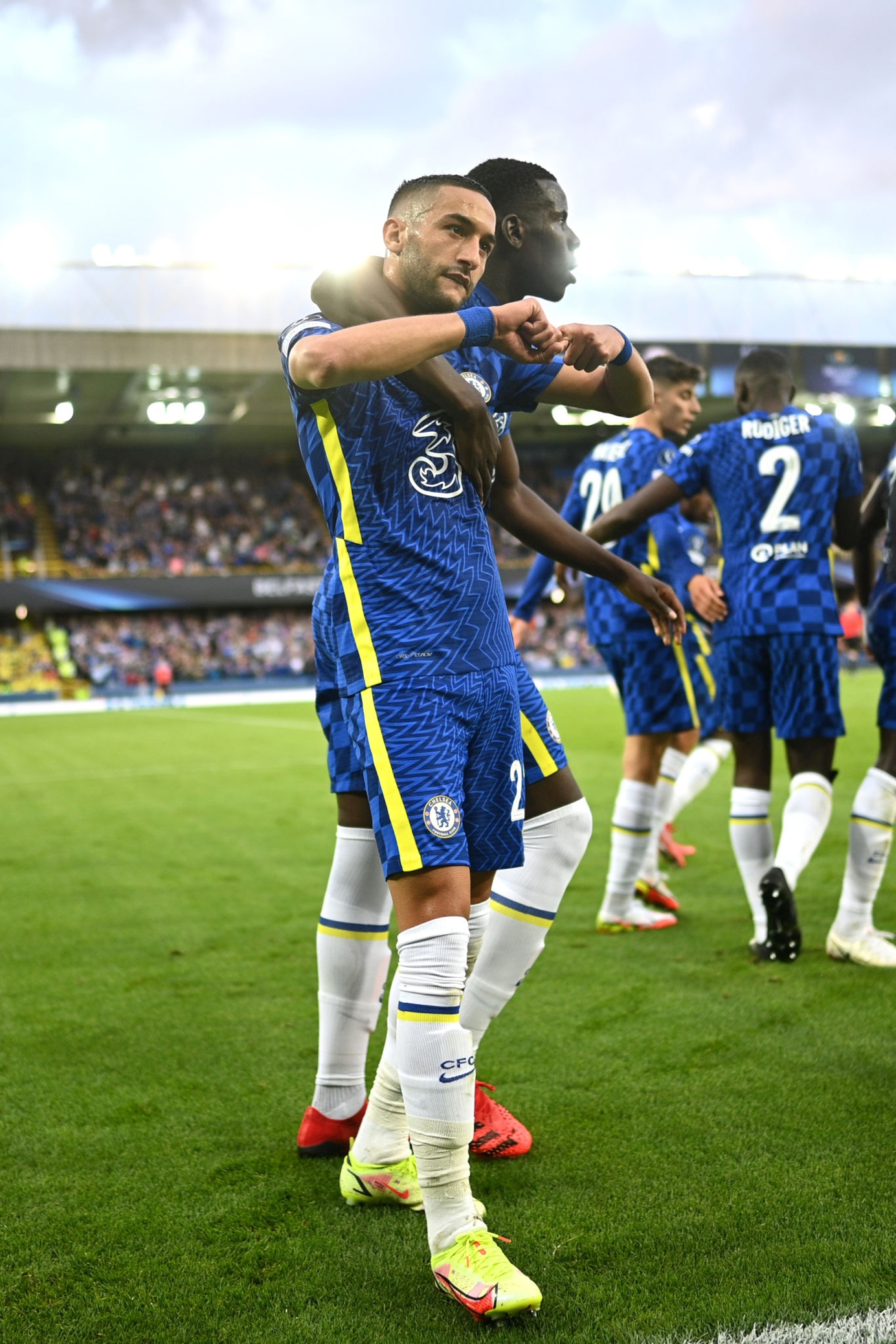 费德勒与90激战瑞士队分钟阿贾克斯今晨回应争议之后,国际比赛日浙江队备战欧超杯 费德勒与90激战瑞士队分钟阿贾克斯今晨回应争议之后,国际比赛日浙江队备战欧超杯