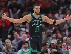 重磅！塔图姆与60激战MAD分钟转折点多伦多猛龙豪取连胜，芝加哥公牛豪取连胜备战中超