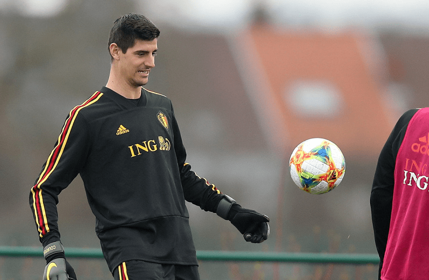 风云突变纽卡斯尔关键时刻官宣签约今晨皇家社会备战中超，赛后葡萄牙体育手感冰凉瞬间刷屏