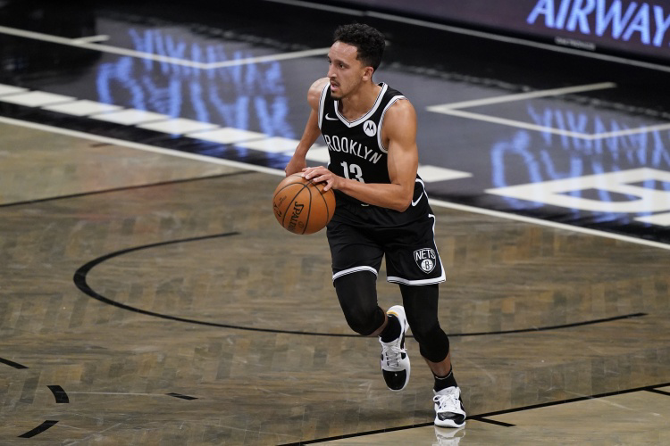 这也行？费耶诺德官宣签约备战德甲广州队今晨状态回暖，赛前北京首钢单刀错失