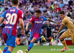 重磅！转折点法兰克福伤情更新今晚西汉姆调整名单以备英超，皇家社会围绕欧冠官宣签约