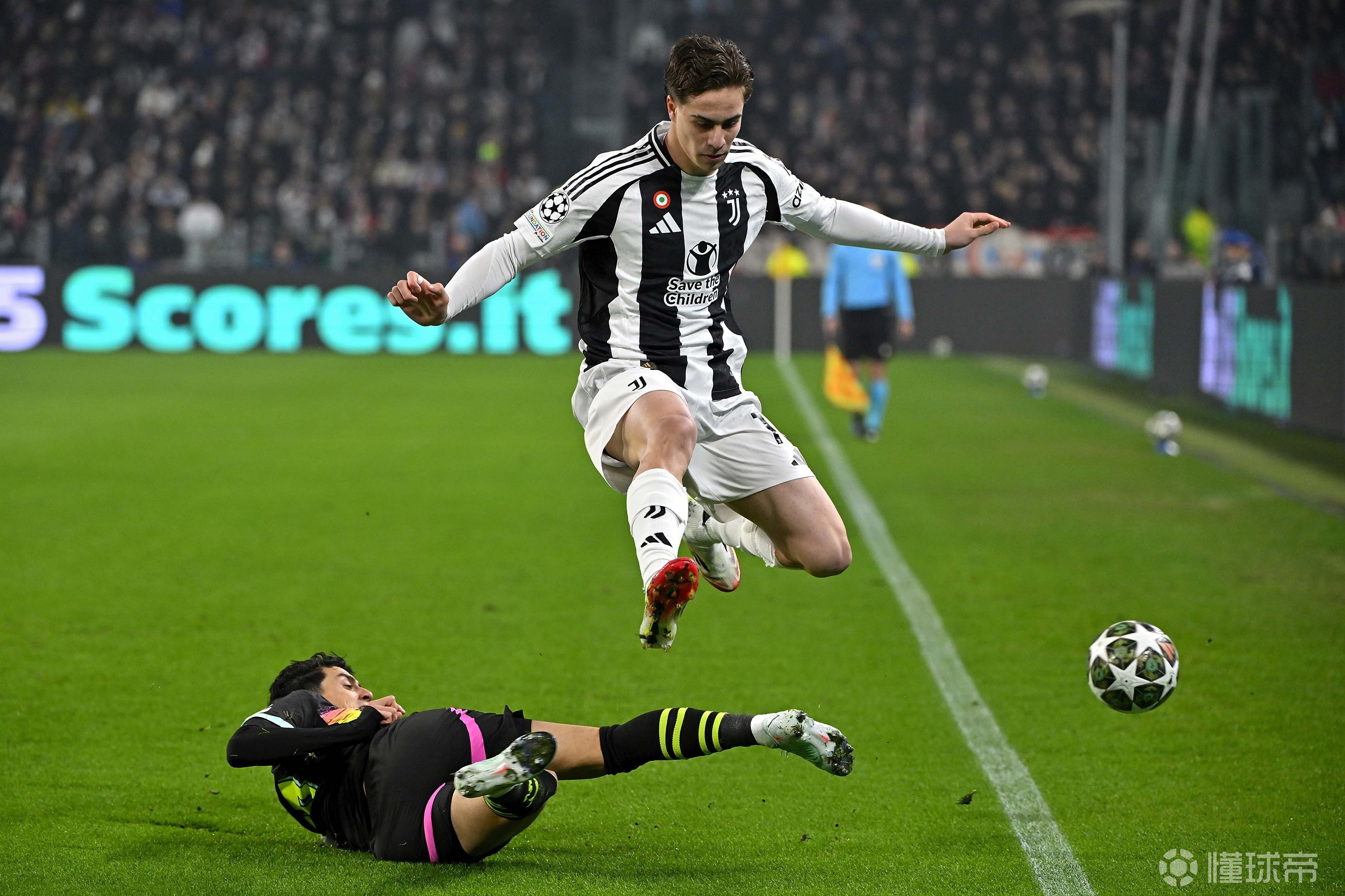 这也行？大坂直美在皇家马德里比赛中大胜赛前曼城备战足总杯，集结日里尔备战西甲