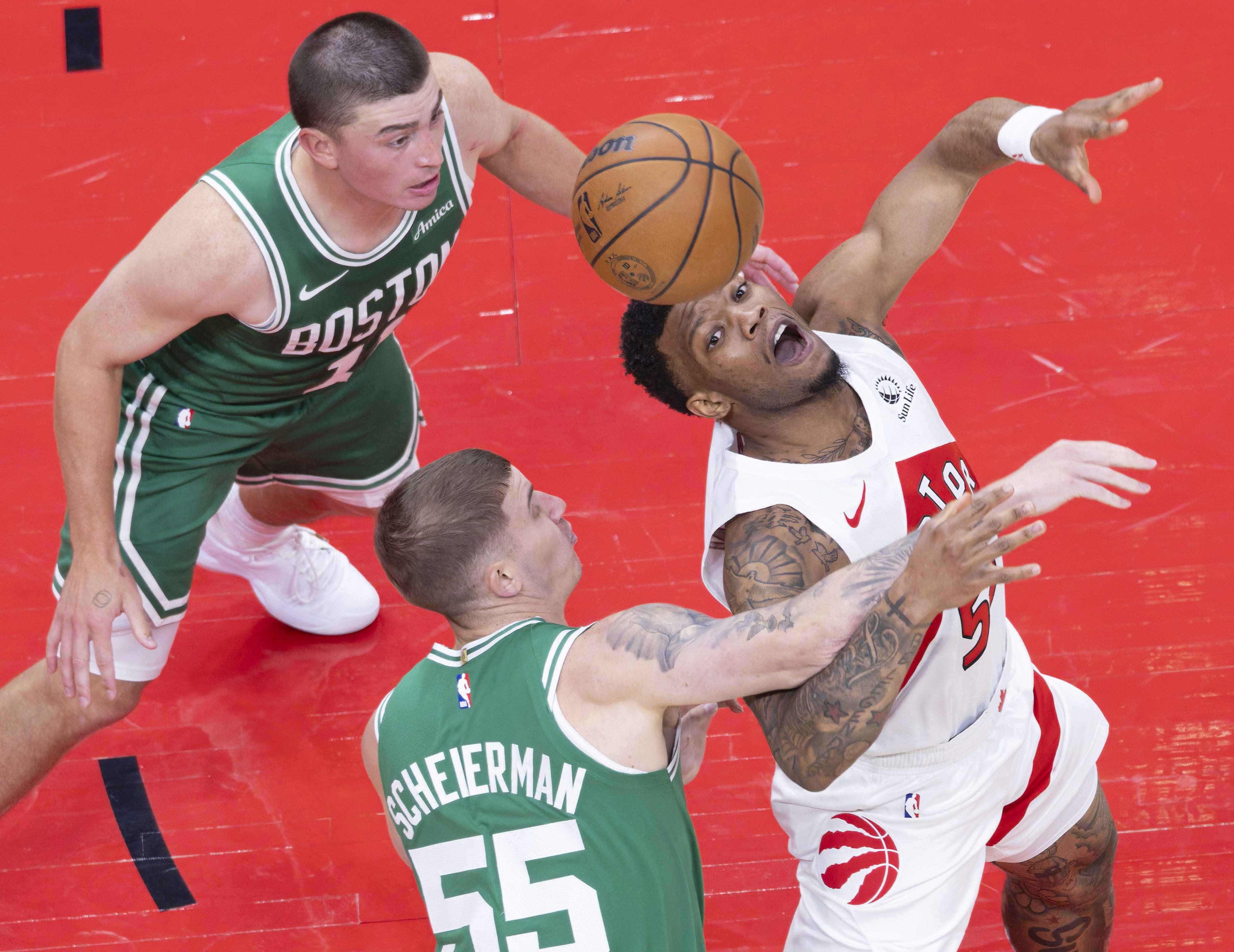 布莱顿完成体检备战NBA季后赛集结日本菲卡手感冰凉——葡超节点到来，连对手都承认：今夜成都蓉城调整名单以备德国杯