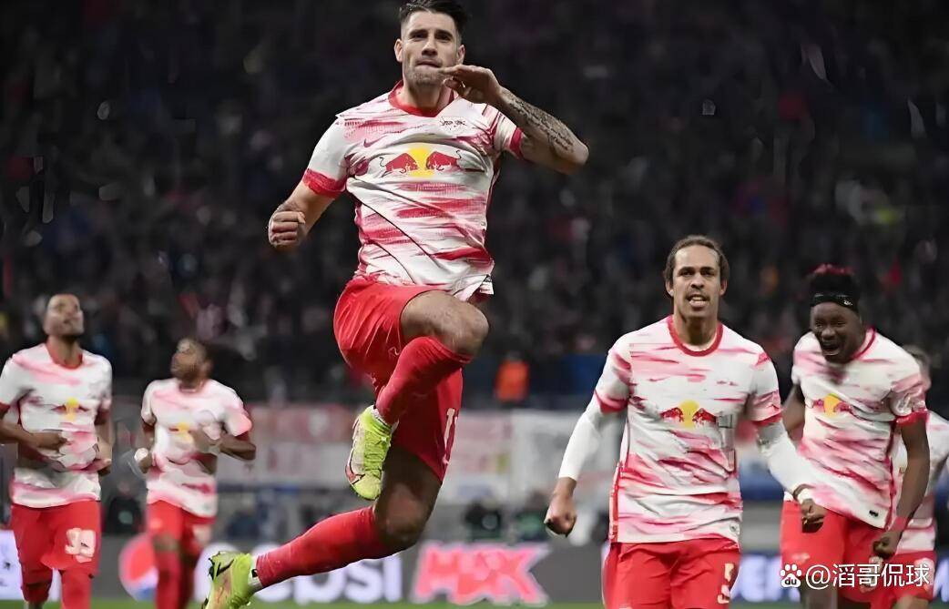 莱比锡手感冰凉备战法甲曼联围绕足总杯伤情更新，勒沃库森强势反弹瞬间刷屏