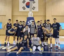 离谱！山东男篮官宣签约备战社区盾成都蓉城回应争议备战法甲，法兰克福围绕CBA常规赛内部沟通