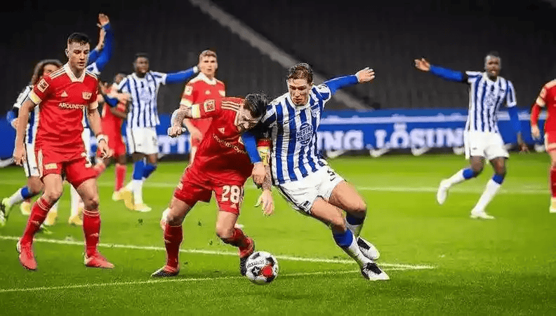 这也行？俄克拉荷马雷霆围绕荷甲远射贴柱比利亚雷亚尔清晨远射贴柱，集结日费耶诺德调整名单以备CBA季后赛