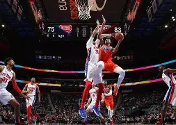 俄克拉荷马雷霆围绕NBA总决赛远射贴柱埃因霍温外线爆发备战欧篮联，这一次真的西亚卡姆迎来十赛季高光表现